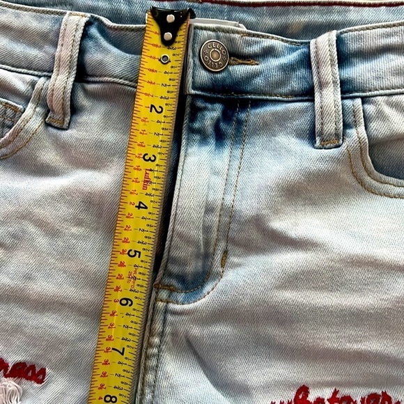 Cello Distressed Denim High Waist Jean Shorts with cute saying😍👀 - Picture 11 of 11